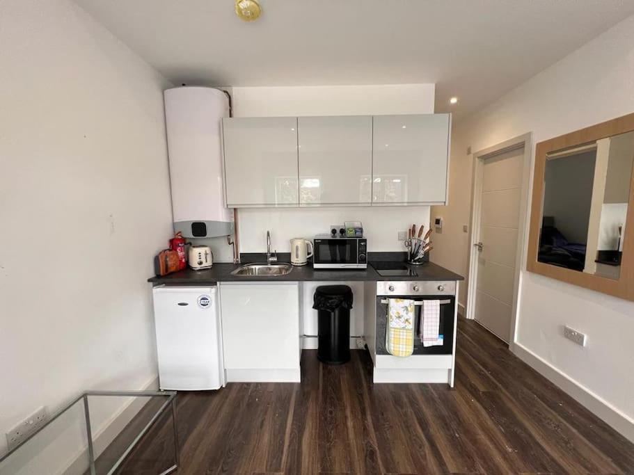 דירות Star London Finchley Road 1-Bed Hideaway מראה חיצוני תמונה