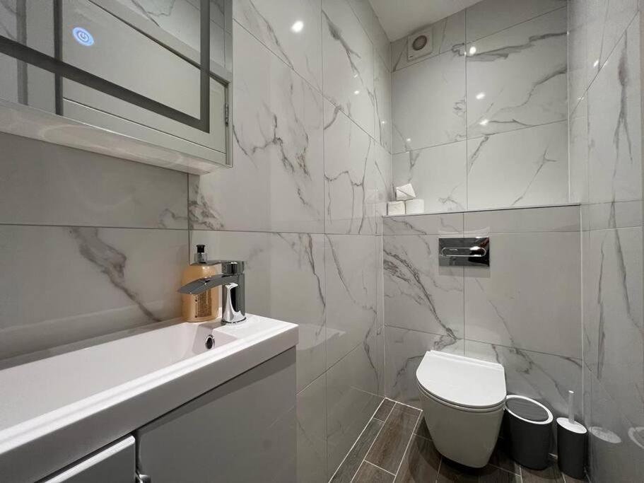 דירות Star London Finchley Road 1-Bed Hideaway מראה חיצוני תמונה